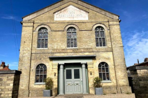 Stunning converted chapel in the centre of Holt